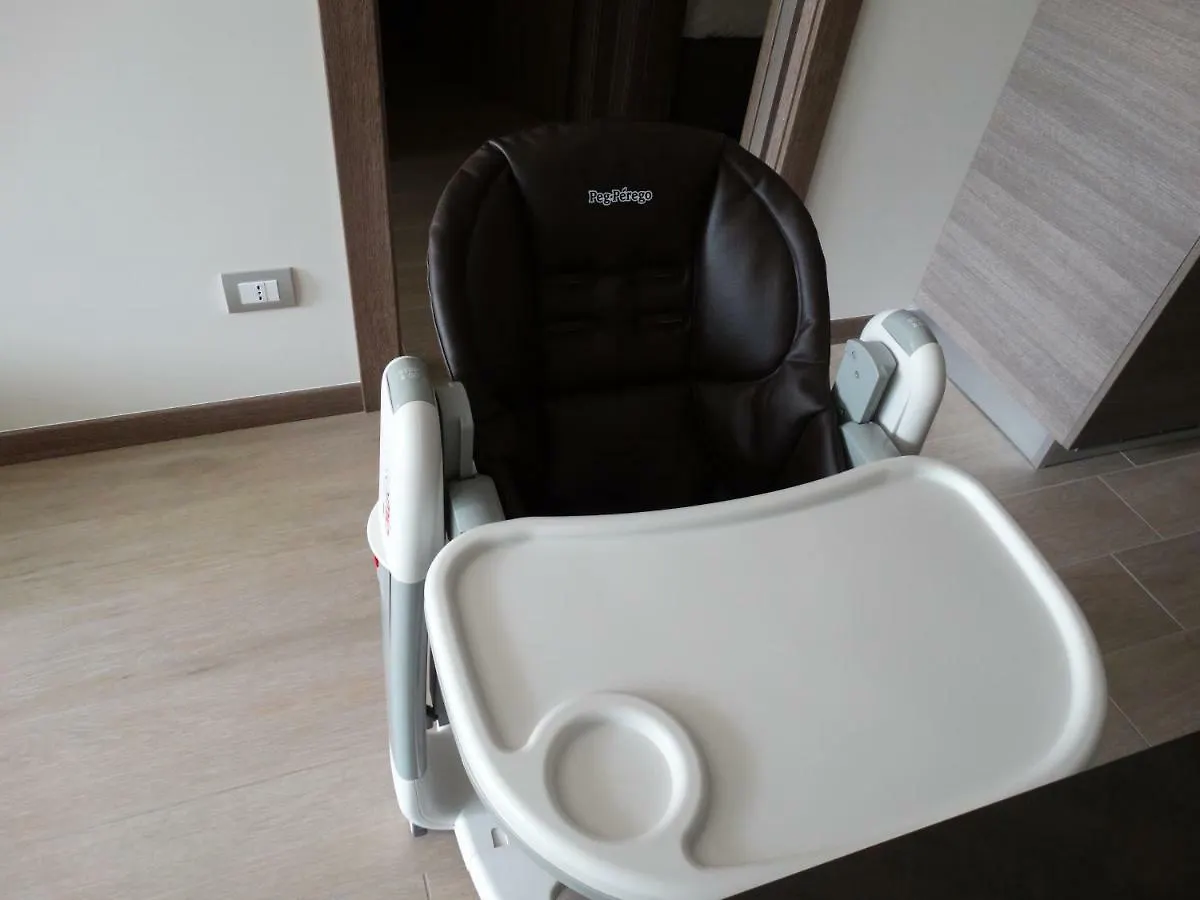 Διαμέρισμα Phoenix Garda Hills Σιρμιόνε